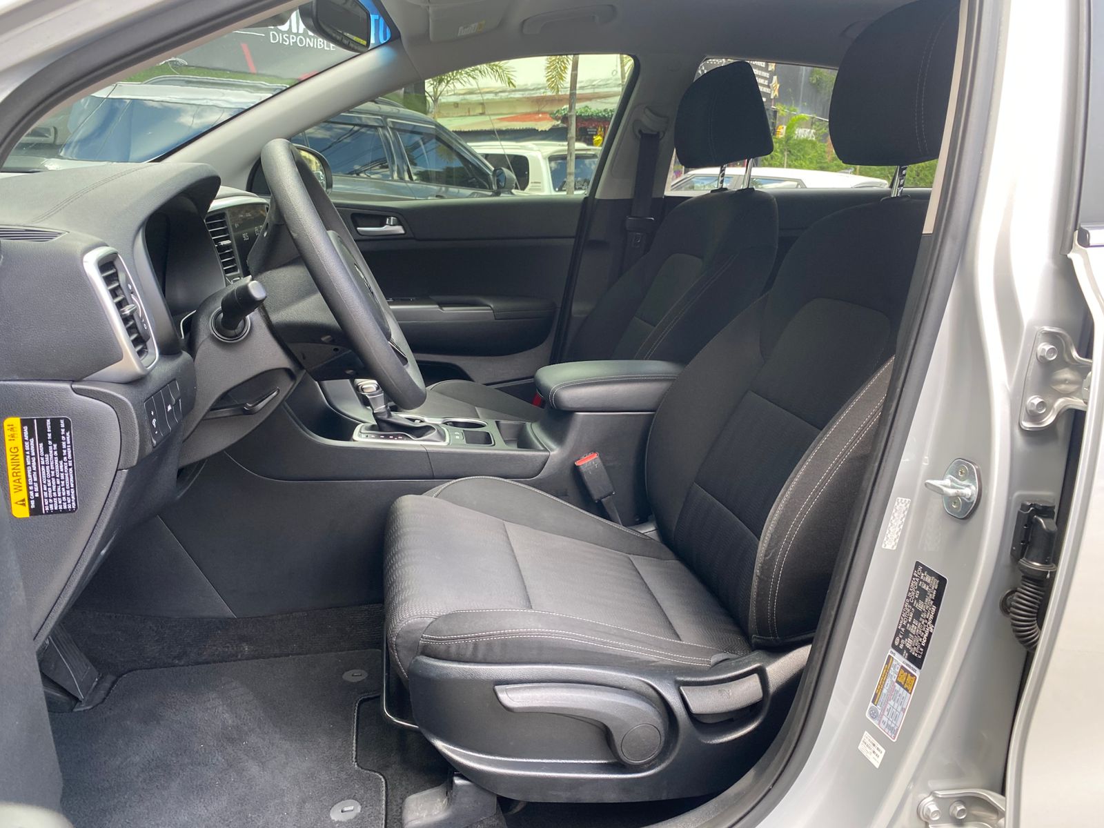 KIA SPORTAGE LX 2022  en Santo Domingo DN Foto 7309693-8.jpg
