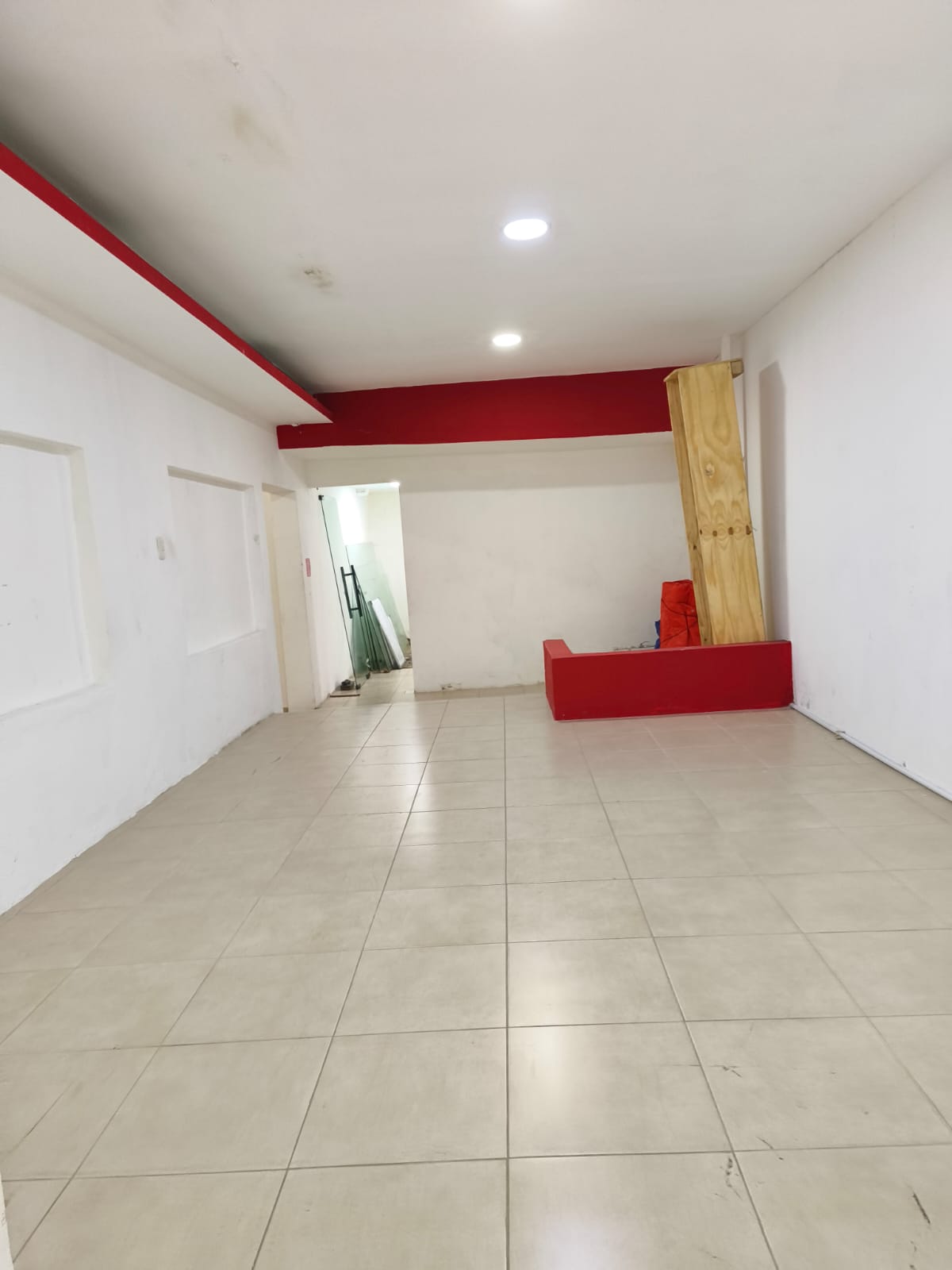 Local comercial en alquiler – La Julia Santo Domingo us3500 dolares Foto 7309725-12.jpg