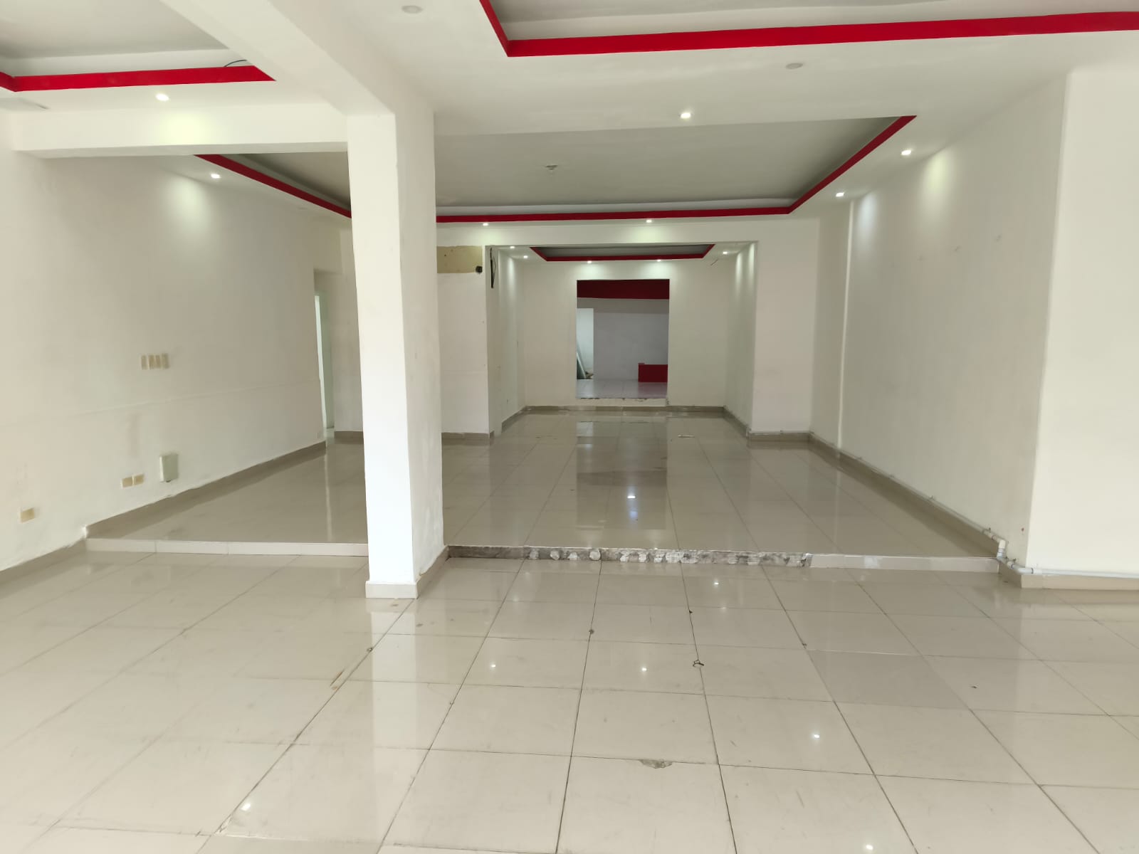 Local comercial en alquiler – La Julia Santo Domingo us3500 dolares Foto 7309725-15.jpg