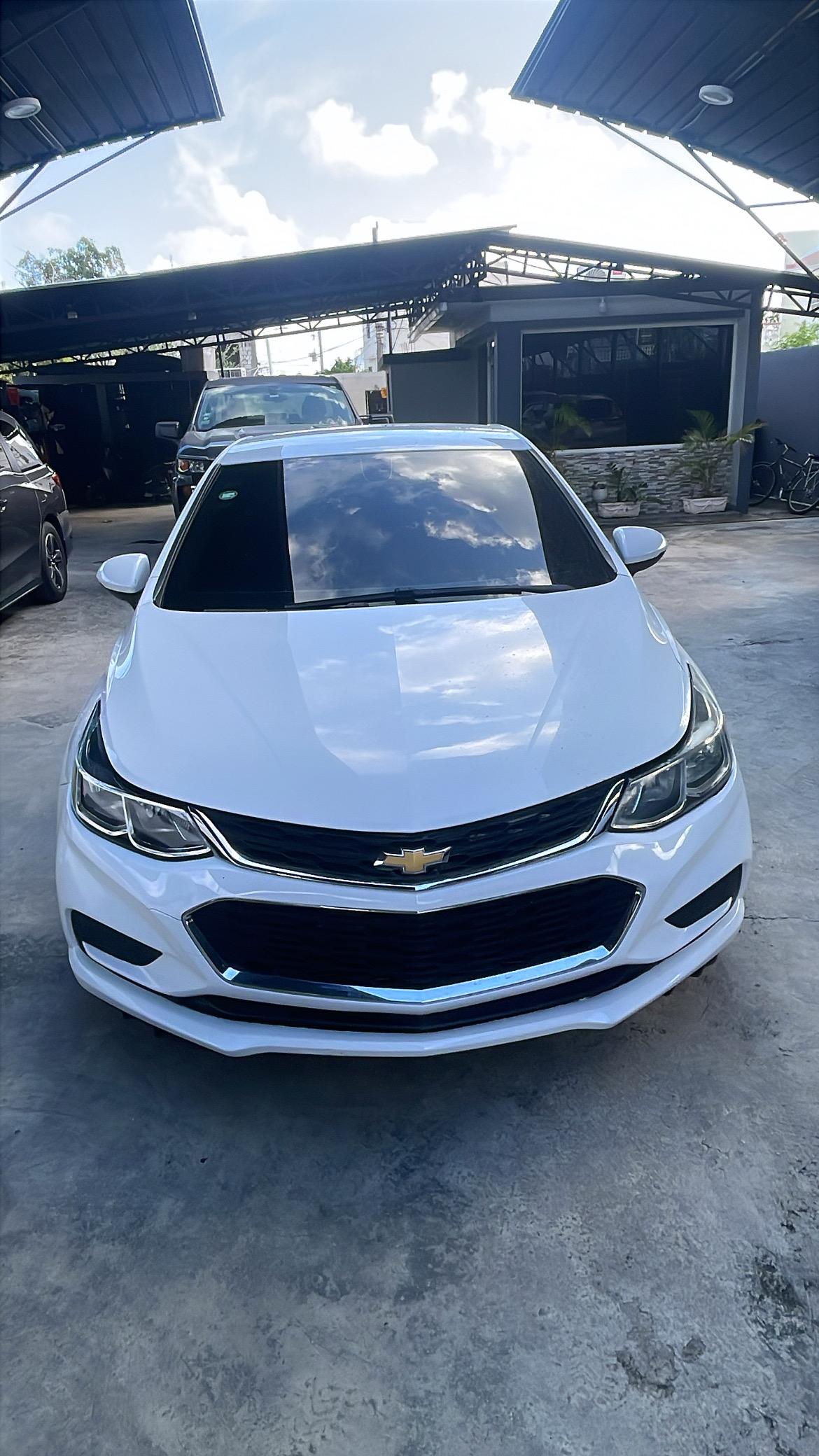 Chevrolet Cruze LT 2017 en Peravia Foto 7309742-3.jpg