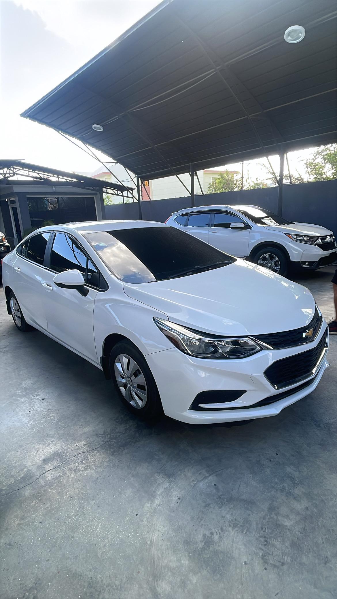 Chevrolet Cruze LT 2017 en Peravia Foto 7309742-6.jpg