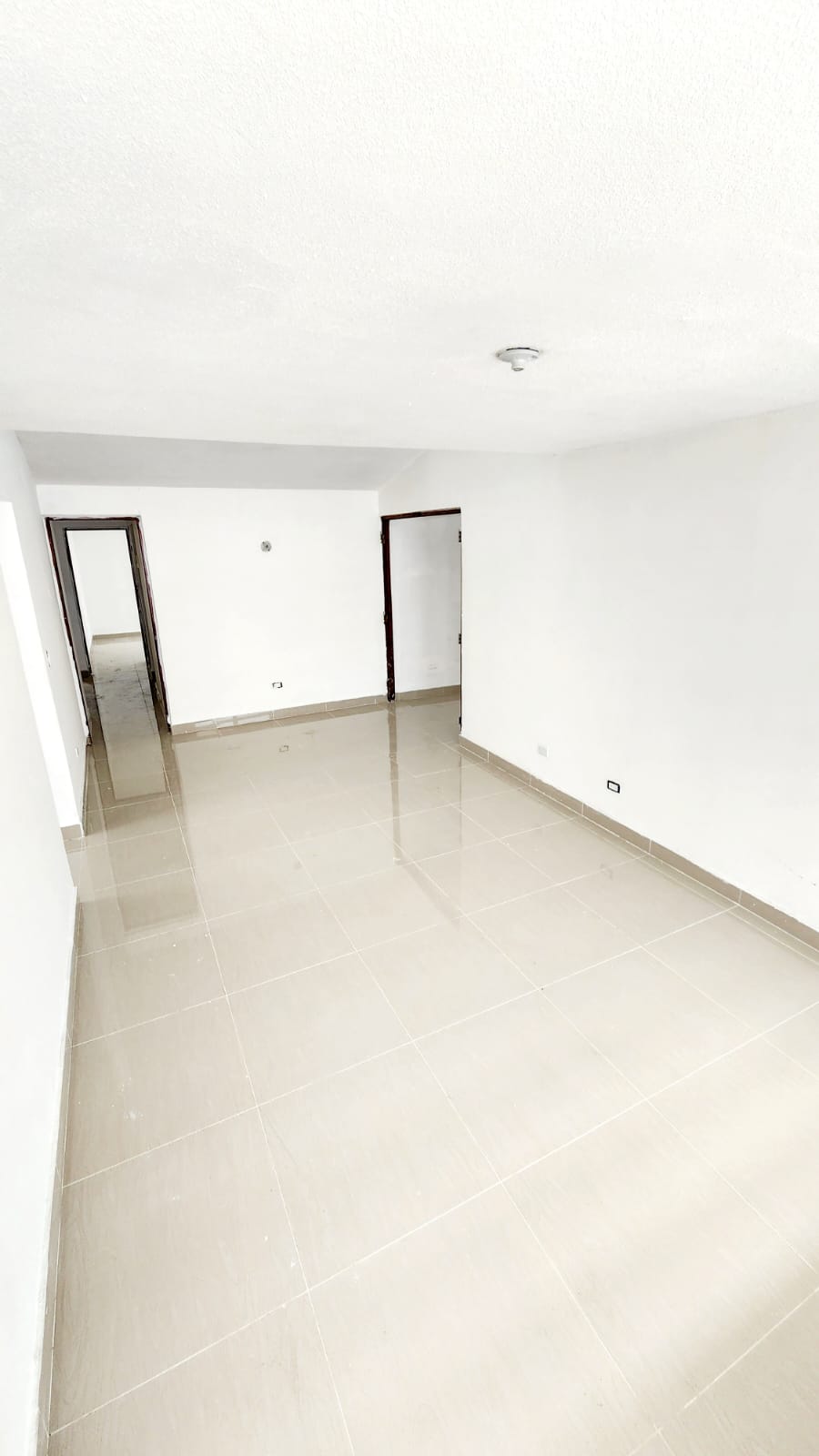 Casa en alquiler en Av. Independencia para vivir o negocio  Foto 7309757-3.jpg