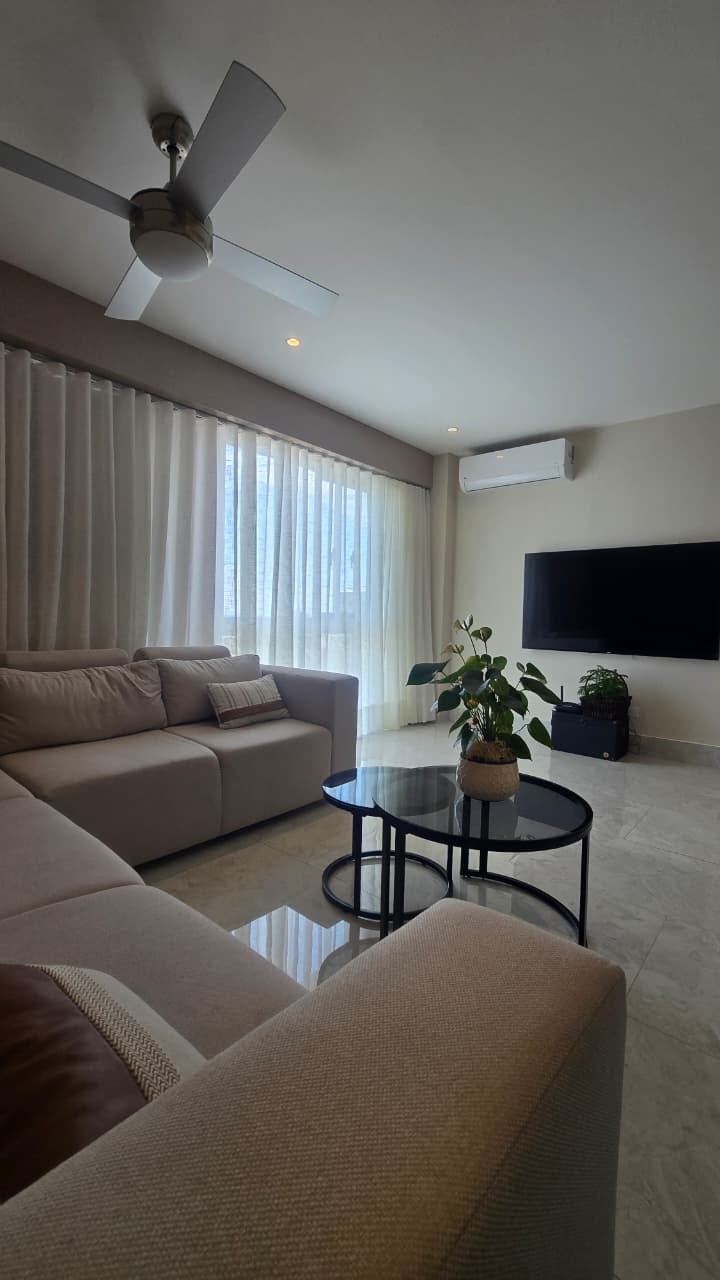 Apartamento Amueblado en Venta en el sector de Gazcue Santo Domingo Foto 7309758-2.jpg