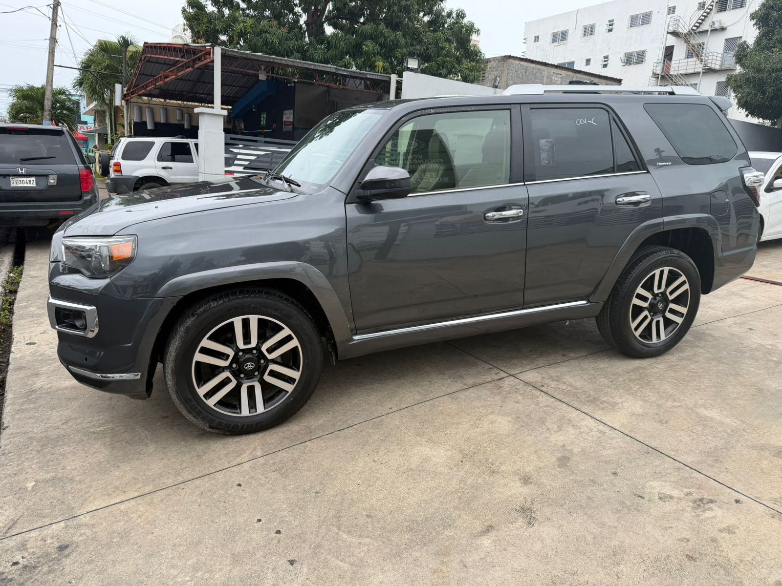 toyota 4runner 2023 Foto 7309762-3.jpg