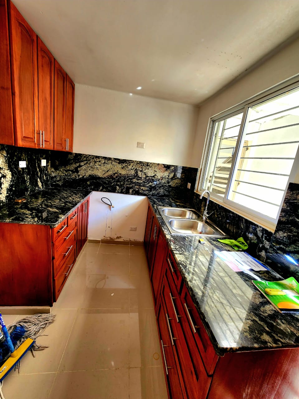 En Alquiler Casa en uso Comercial en Alquiler  Foto 7309772-15.jpg