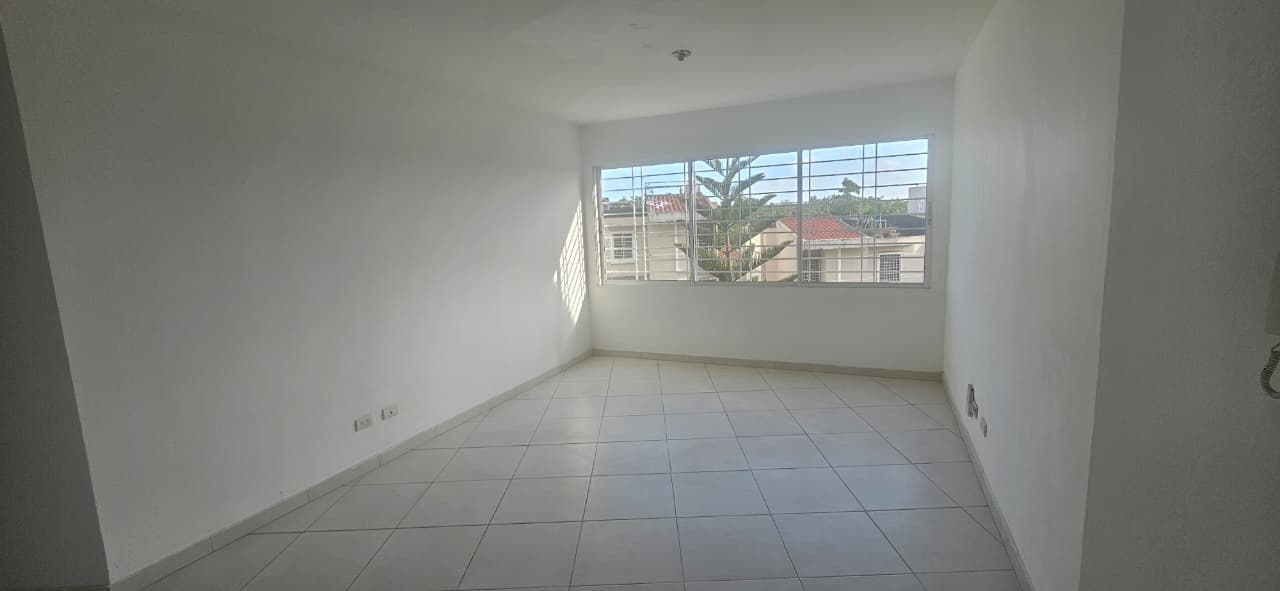 Apartamento en Alquiler en Colinas del Arroyo II – Santo Domingo Norte Foto 7309807-1.jpg