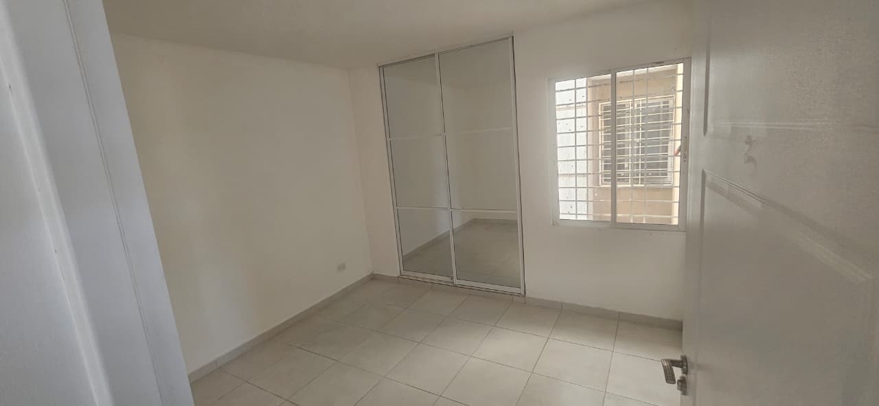 Apartamento en Alquiler en Colinas del Arroyo II – Santo Domingo Norte Foto 7309807-6.jpg