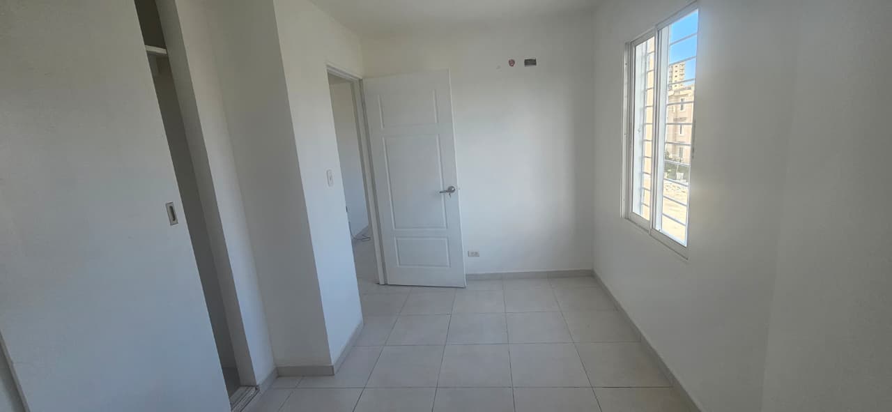 Apartamento en Alquiler en Colinas del Arroyo II – Santo Domingo Norte Foto 7309807-8.jpg