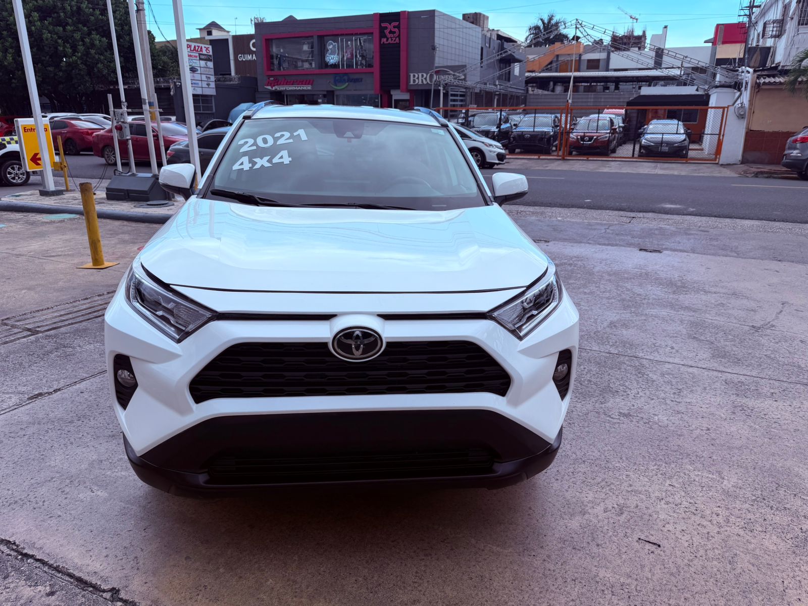 toyota rav4 2021 Foto 7309839-4.jpg