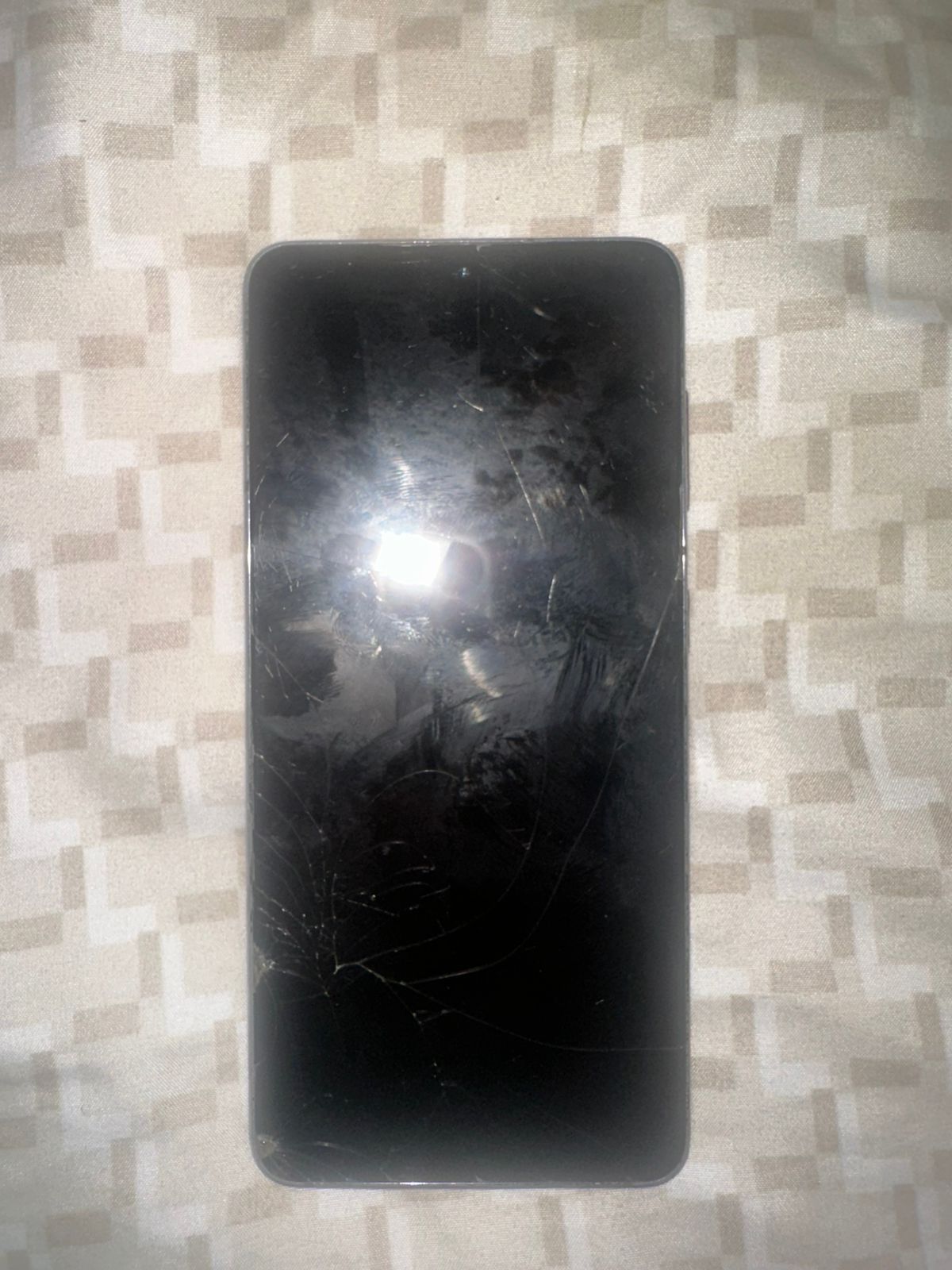 Samsung Galaxy S21 128gb Foto 7309920-3.jpg