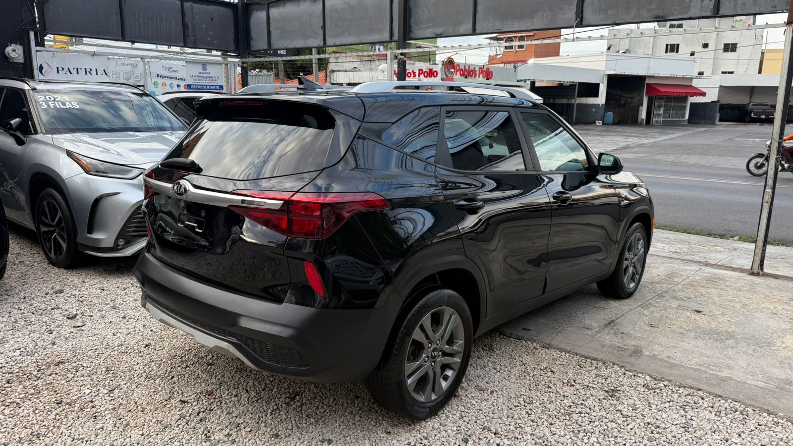 KIA SELTOS LX 2021 Foto 7309963-2.jpg