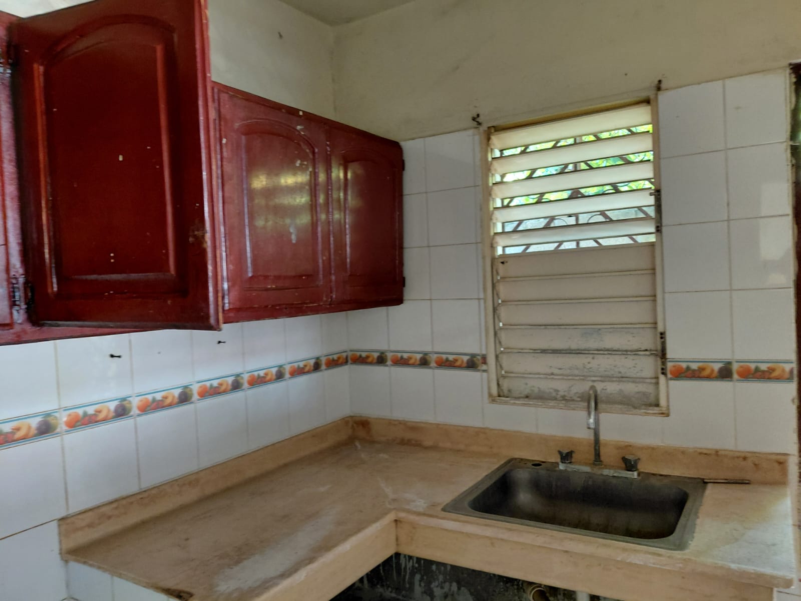 ️ Vendo Amplia Casa en el  ????Km. 14 Autopista Duarte  180 de constr Foto 7309981-8.jpg