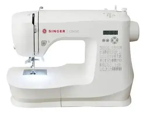 maquina de coser computarizada  Foto 7310021-1.jpg