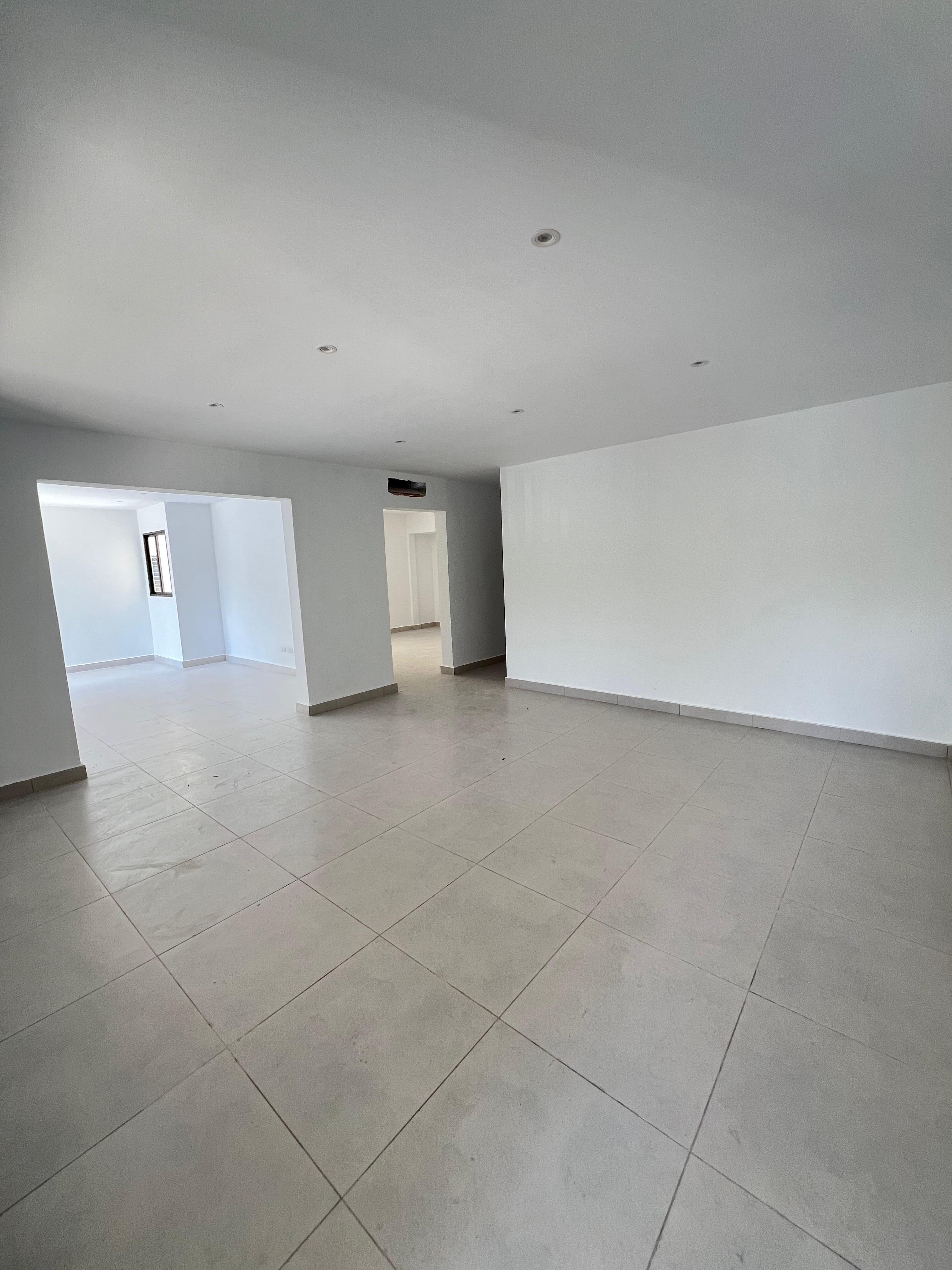 Local  Comercial de 122 mts en Alquiler en La Julia Alquiler Foto 7310138-3.jpg