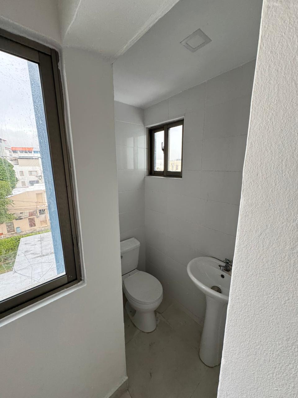 Avenida independencia 125m2 2 habitaciones 2 parqueos en zona premium Foto 7310168-11.jpg