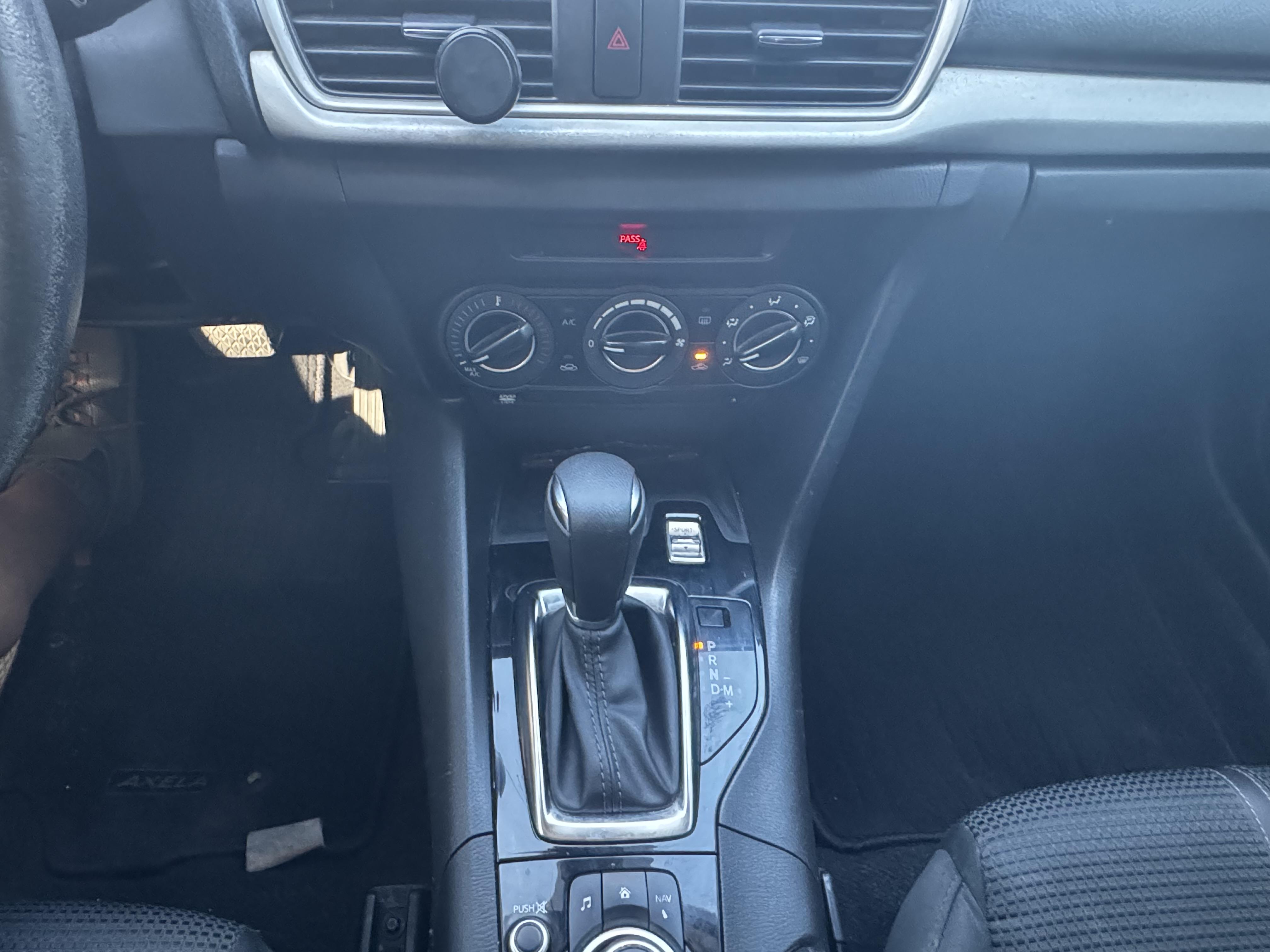 Mazda Axela Mazda 3 Japones 2018  Foto 7310205-5.jpg