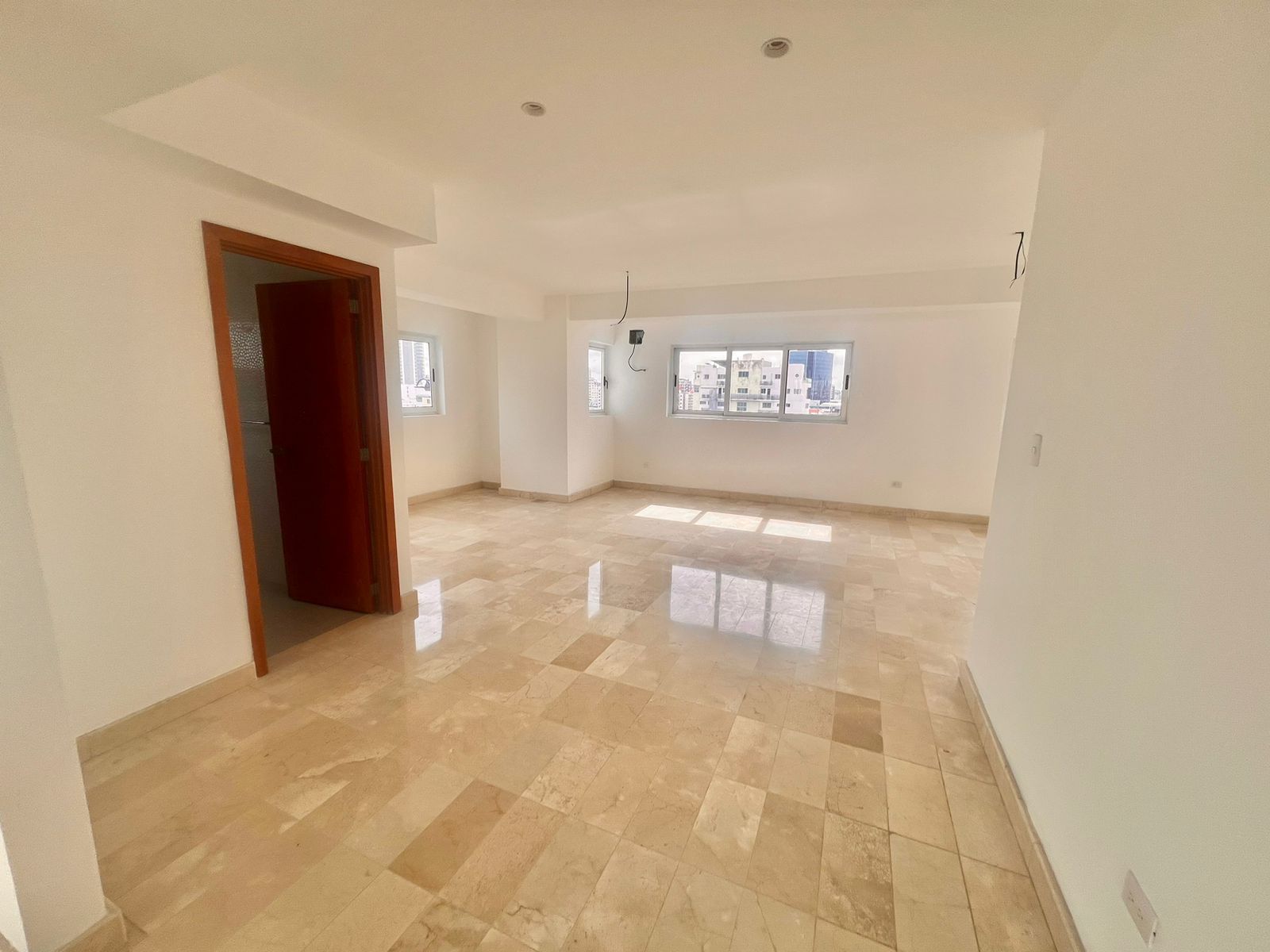 Vendo apartamento Torre TRV en Santo domingo  Foto 7310297-10.jpg