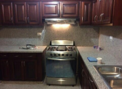 Gente que vende gabinetes de cocina  Foto 7310482-3.jpg