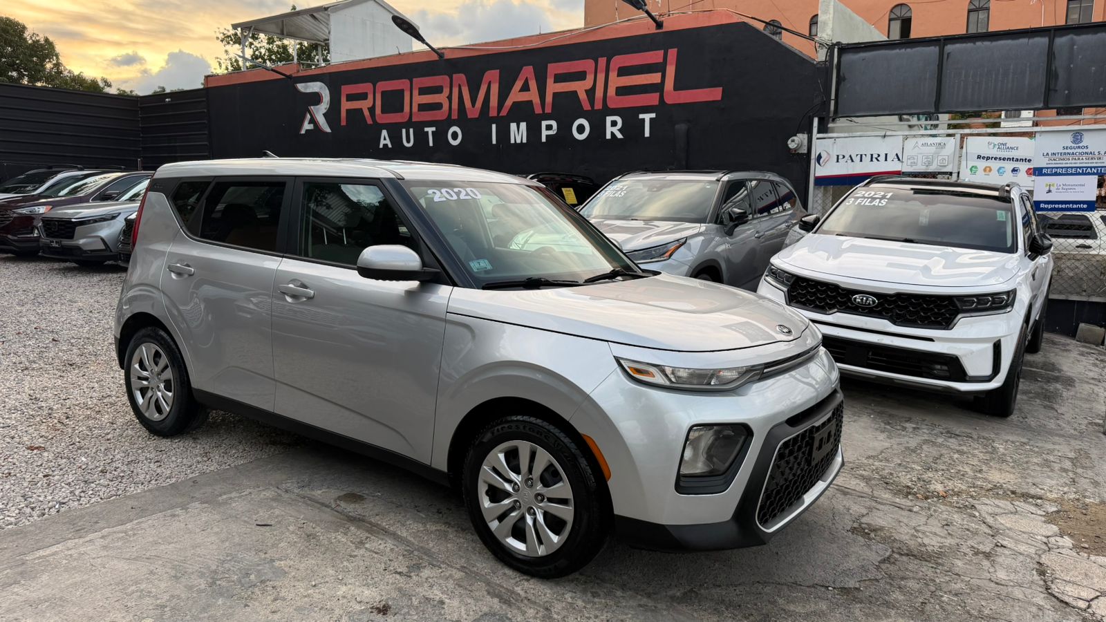 KIA SOUL LX 2020 Foto 7310487-1.jpg
