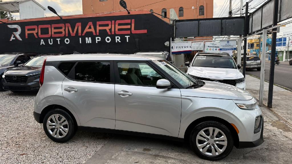 KIA SOUL LX 2020 Foto 7310487-2.jpg