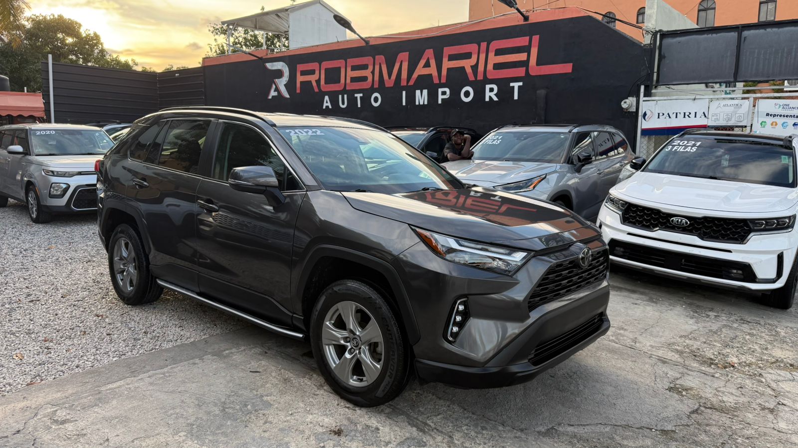 TOYOTA RAV4 XLE 2022 Foto 7310490-1.jpg