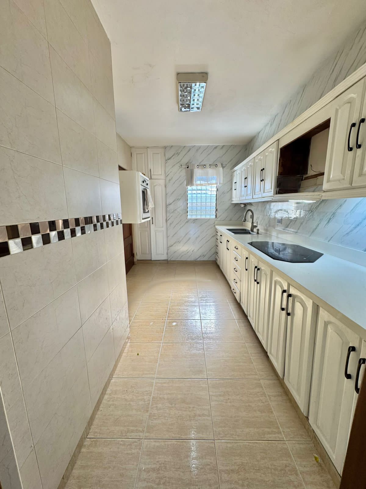 Apartamento en Venta RENACIMIENTO RD9000000.00 Mantenimiento RD2500.00 Foto 7310506-1.jpg