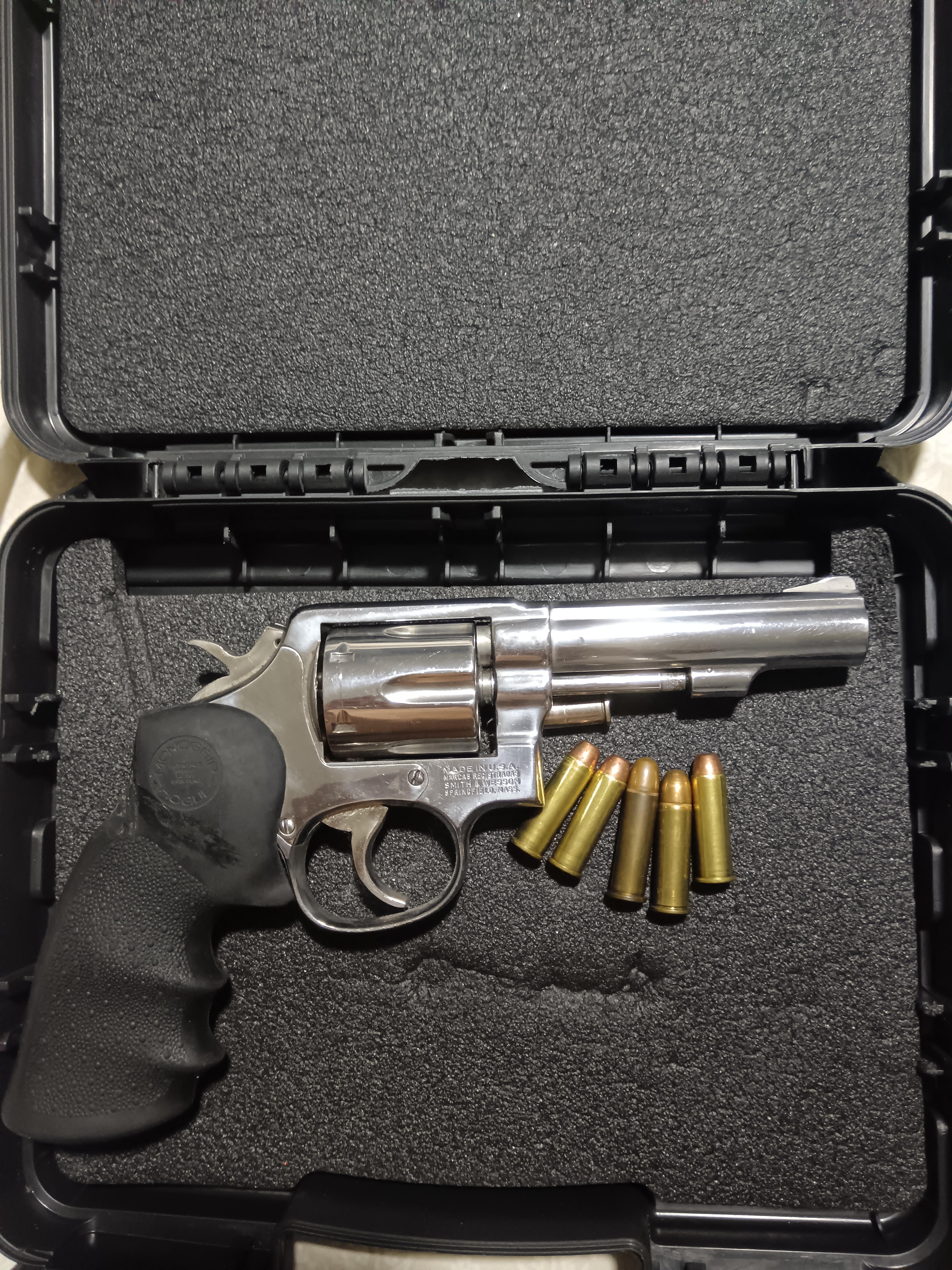 Revólver Smith Wesson 38 especial  Foto 7310533-1.jpg
