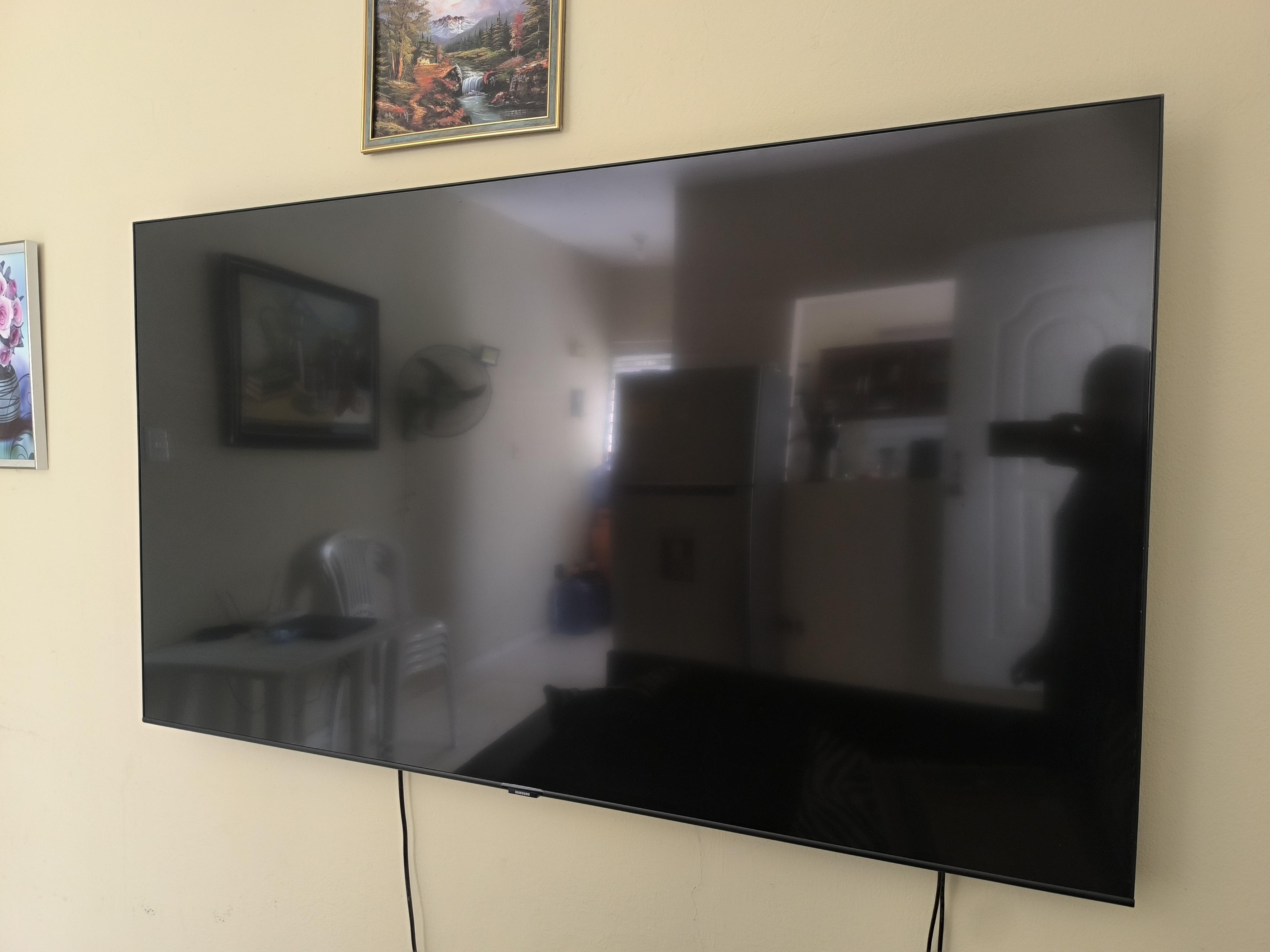 televisor Samsung QLED 4K de 65 pulgadas Foto 7310554-4.jpg