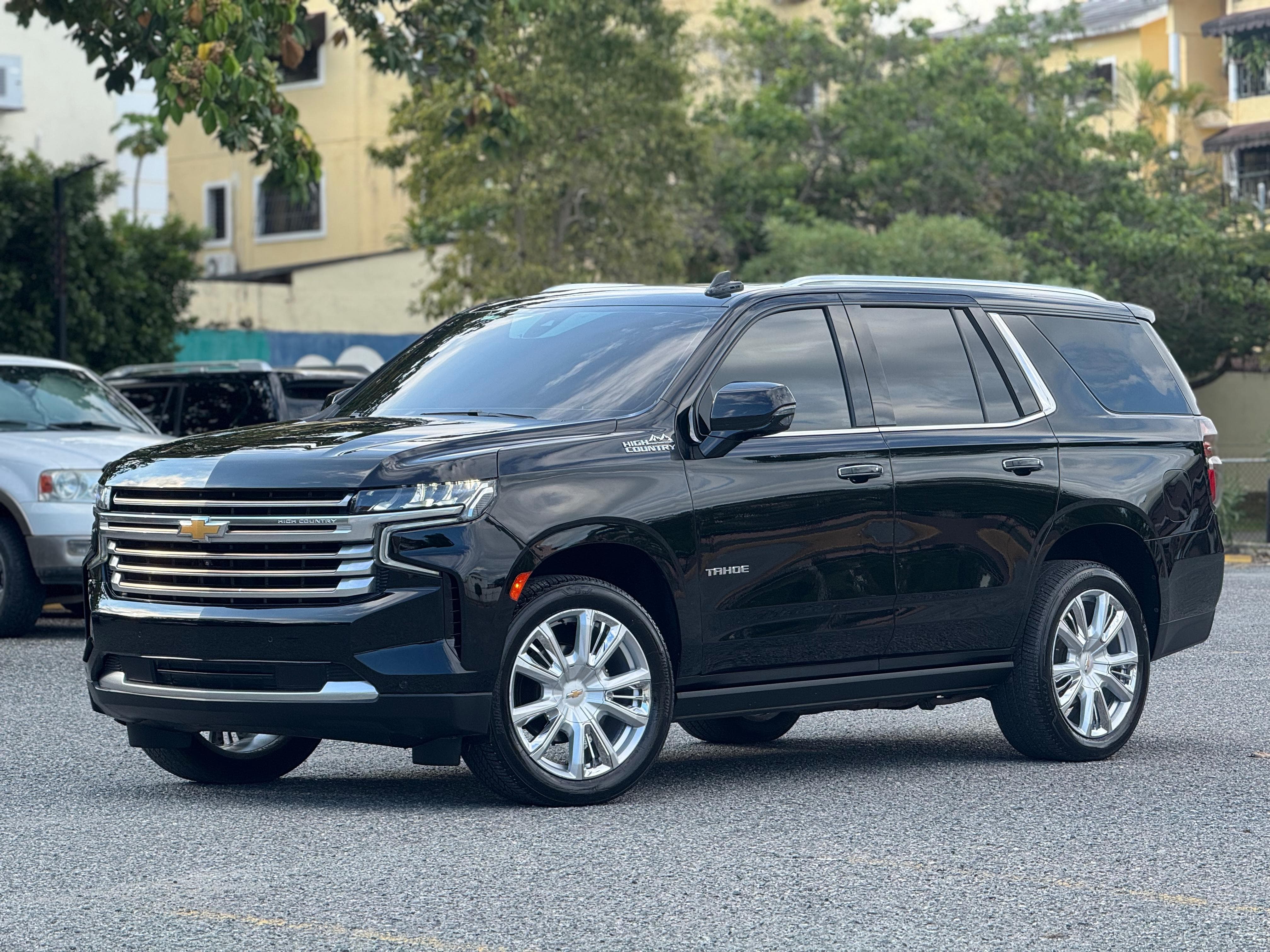 Chevrolet Tahoe High Country 4WD 21  Foto 7310562-3.jpg