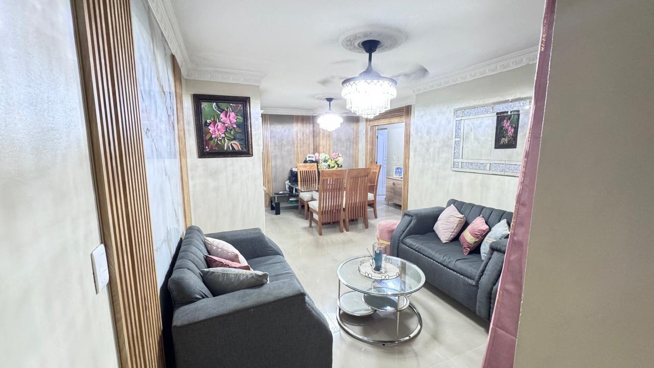 Apartamento en Santo Domingo Este.  3 Habitaciones.  95 Mts2 de constr Foto 7310606-9.jpg