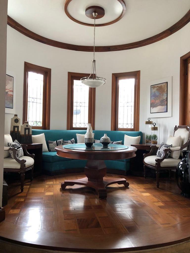Oportunidad por motivo de viaje! Magnifica Casa en Santiago Foto 7310637-5.jpg
