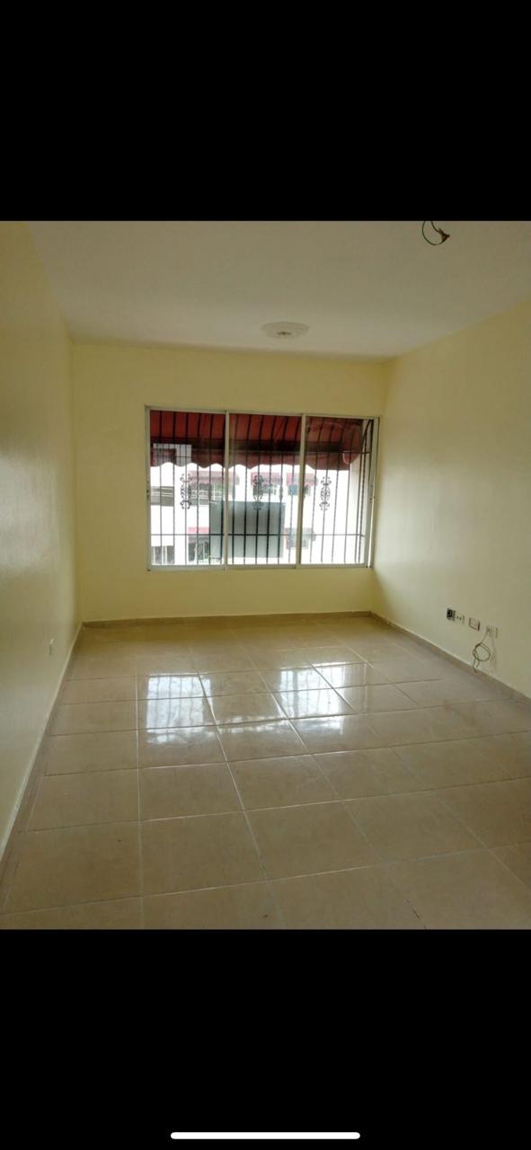 Se Vende En El Res. Tierra Alta Apartamento De 3 Habitaciones Foto 7310645-3.jpg