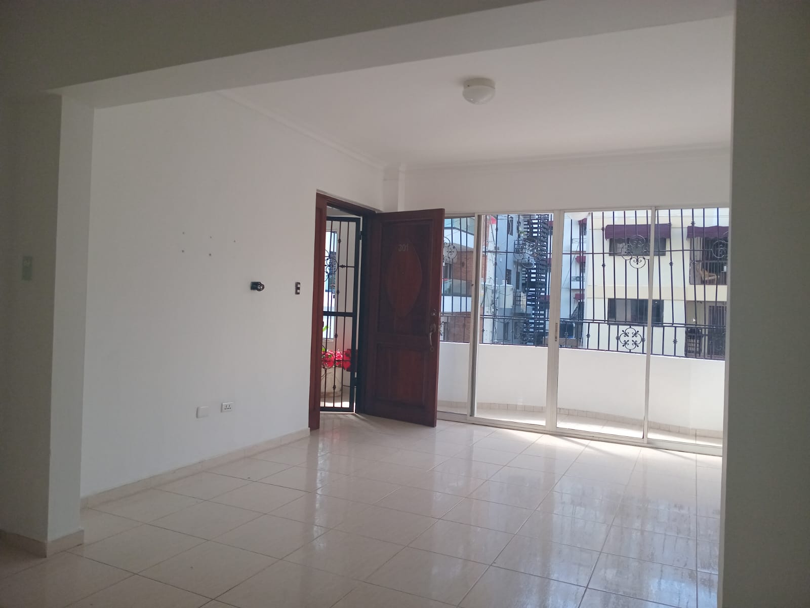 Se Alquila Apartamento en  Torre Terra Nova Núñez de Cáceres Esquina R Foto 7310657-6.jpg