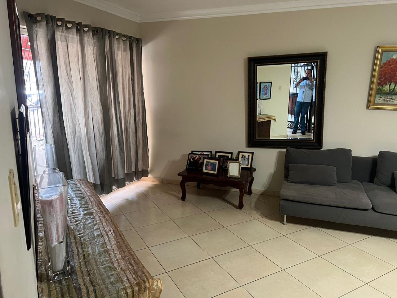 Apartamento amplio arroyo hondo viejo 3 H Foto 7310723-3.jpg