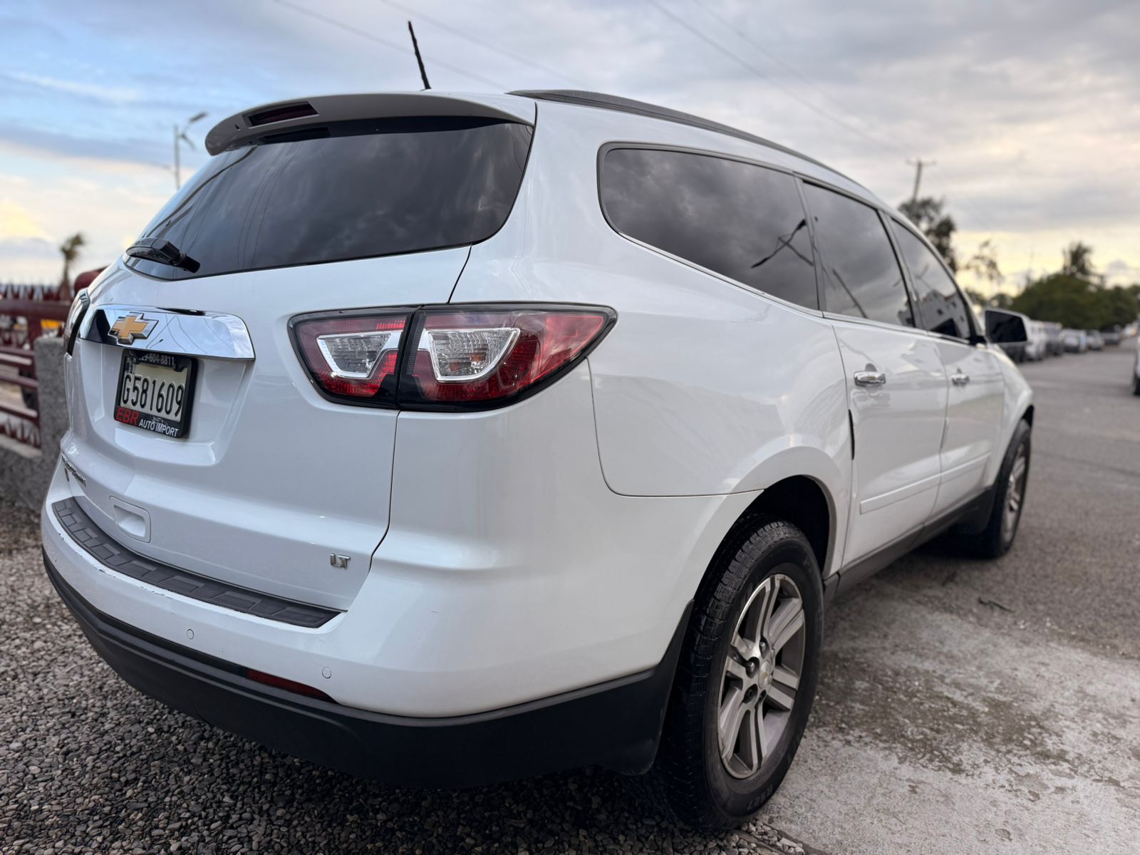 Chevrolet Traverse LT Panoramica 2017 Foto 7310741-3.jpg