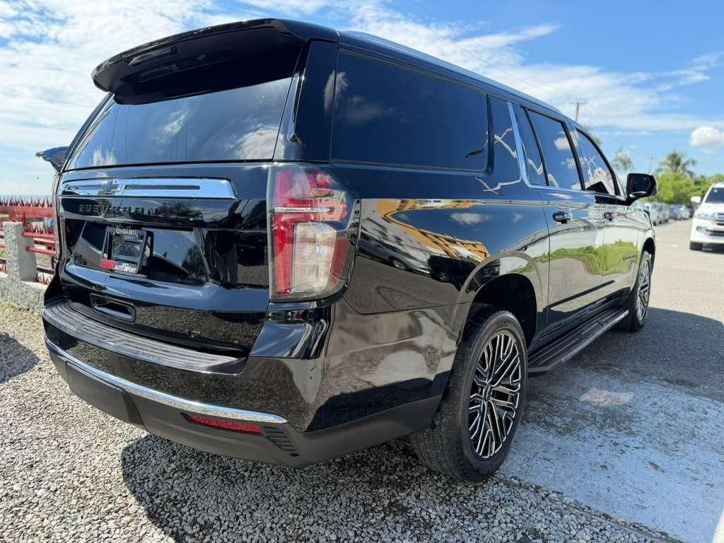 Chevrolet Suburban LTZ 2021 Foto 7310747-3.jpg