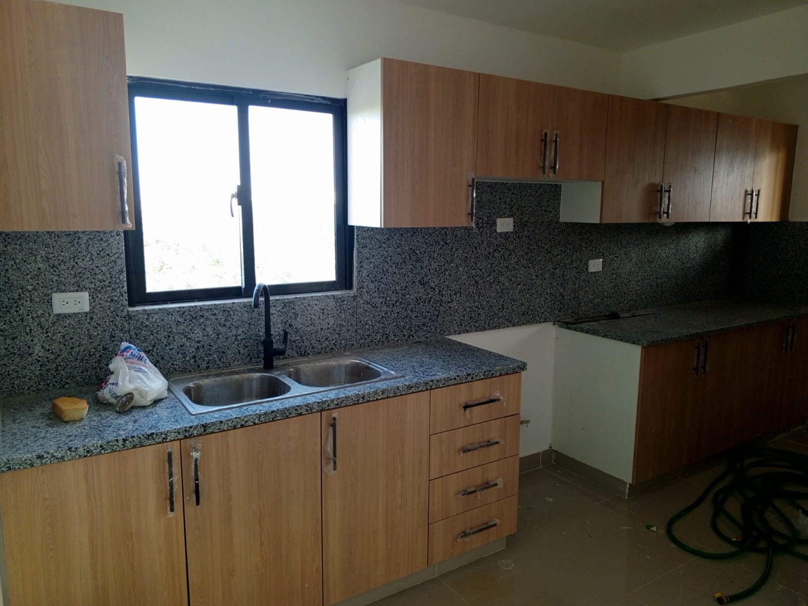 Se vende penthouse  Los corales Santo Domingo Este  Característica   T Foto 7310899-1.jpg