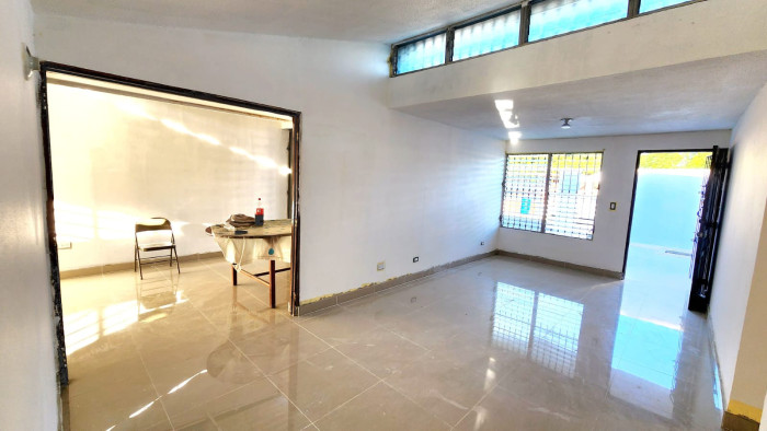 Espaciosa Casa en Alquiler en Miramar Zona Tranquila de la ciudad de S Foto 7310902-11.jpg