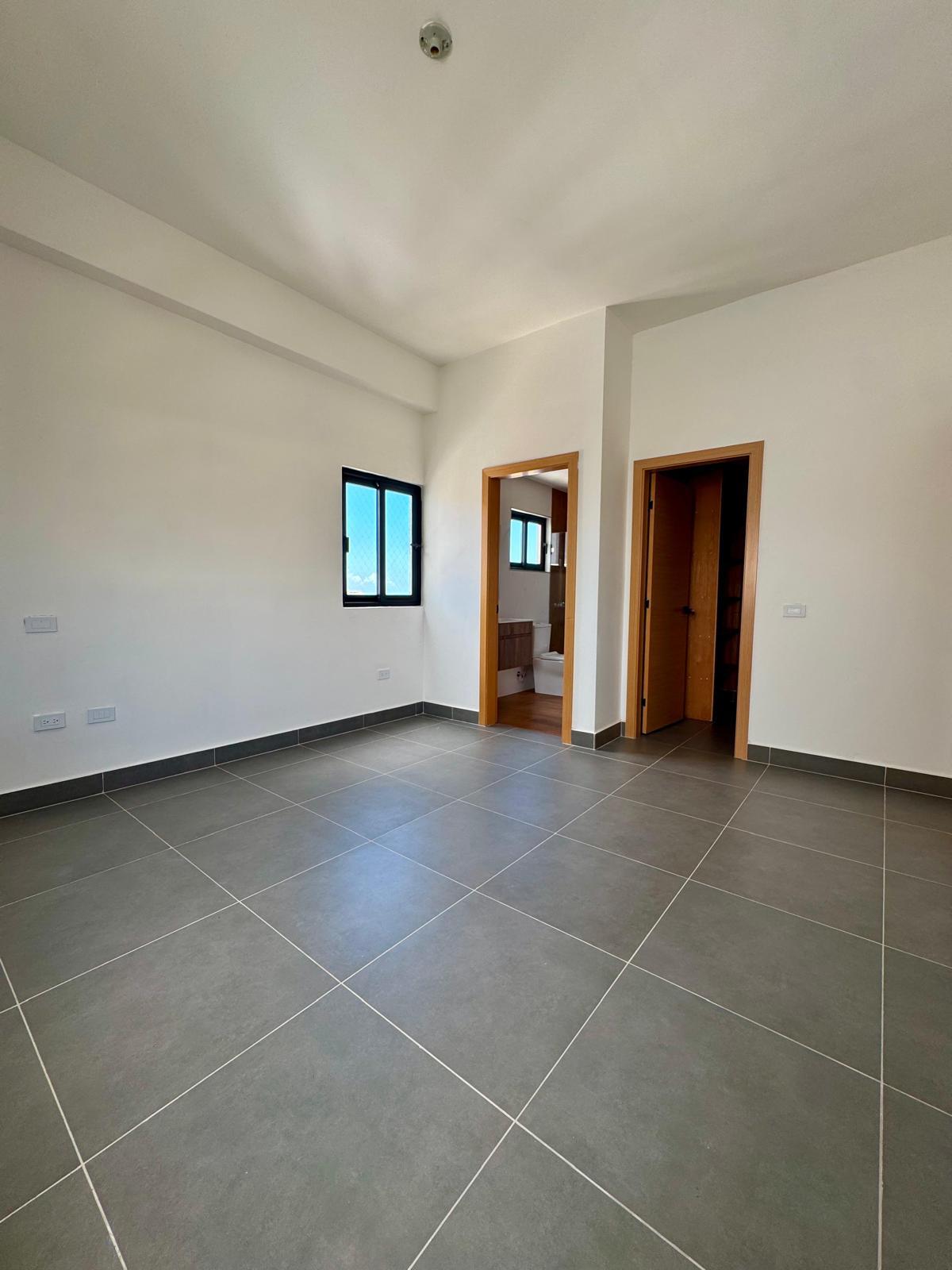 Alquiler de inmueble en Bella Vista. Foto 7310945-9.jpg