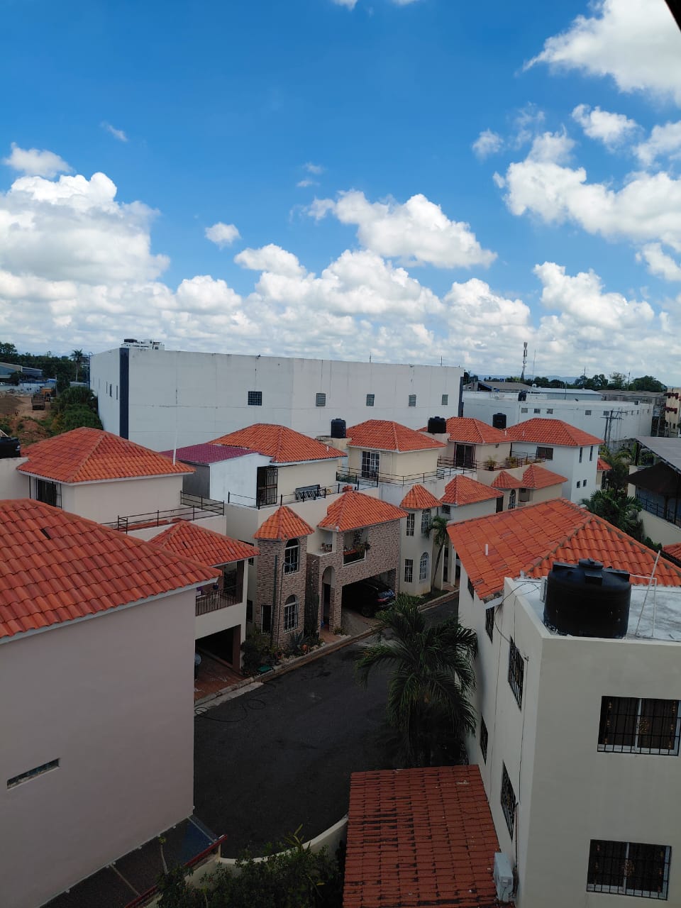 Alquilo Apartamento En Colina De Los Rios detrás de carrefours. US 750 Foto 7311007-10.jpg