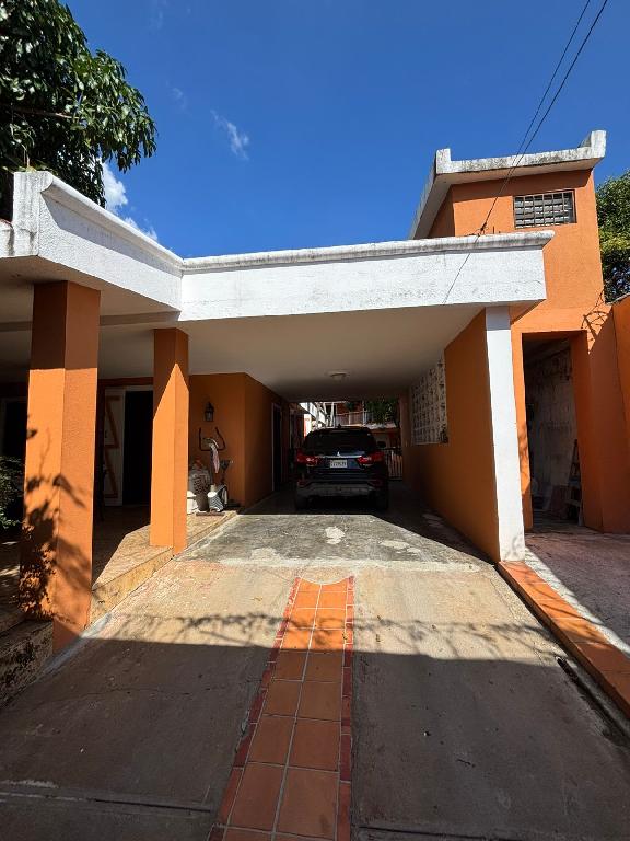 Amplia y exclusiva propiedad en zona estratégica de Santo Domingo 8 Ha Foto 7311060-2.jpg