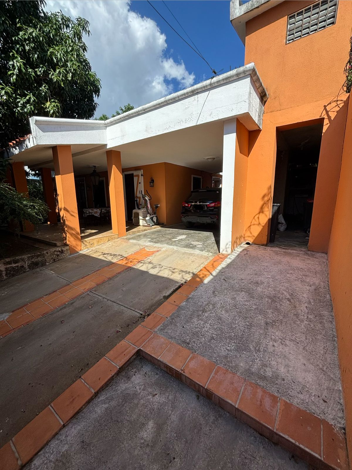 Amplia y exclusiva propiedad en zona estratégica de Santo Domingo 8 Ha Foto 7311060-4.jpg
