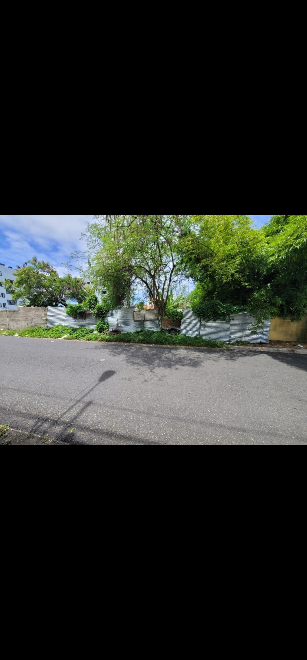 Solar en venta reparto los 3 ojos santo domingo Este casi charles de g Foto 7311117-2.jpg