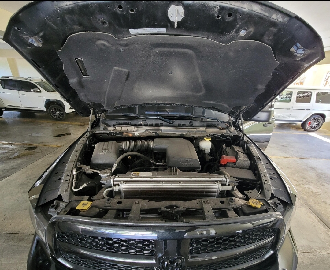Dodge 1500 Ram ST  2018 Black Express 4x4  Foto 7311118-13.jpg