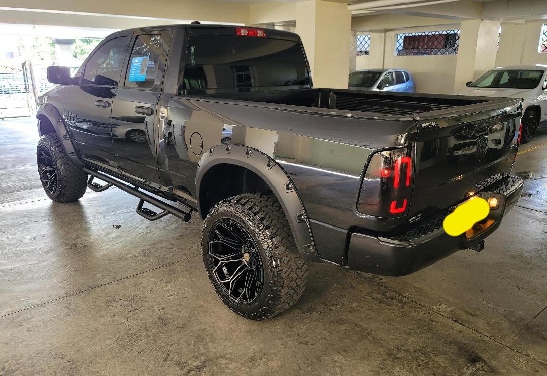 Dodge 1500 Ram ST  2018 Black Express 4x4  Foto 7311118-4.jpg