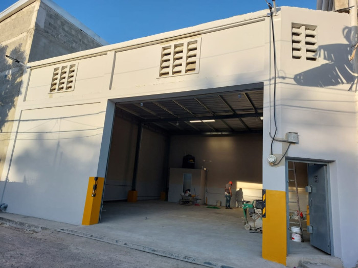 Nave Comercial en Alquiler en Herrera  SDO  Foto 7311181-2.jpg