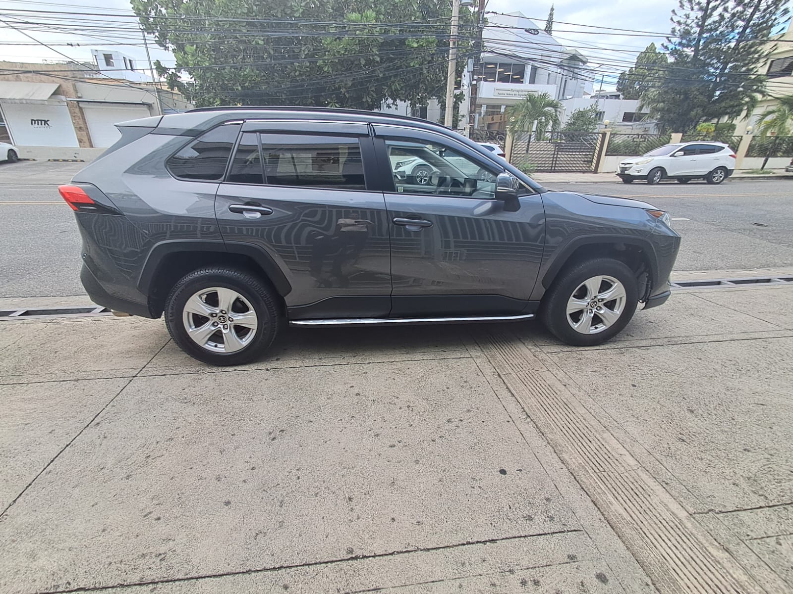 Toyota Rav4 2021 Foto 7311186-4.jpg