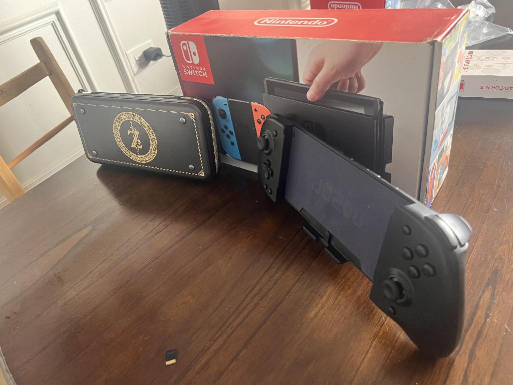 Nintendo Switch  Accesorios Foto 7311226-1.jpg