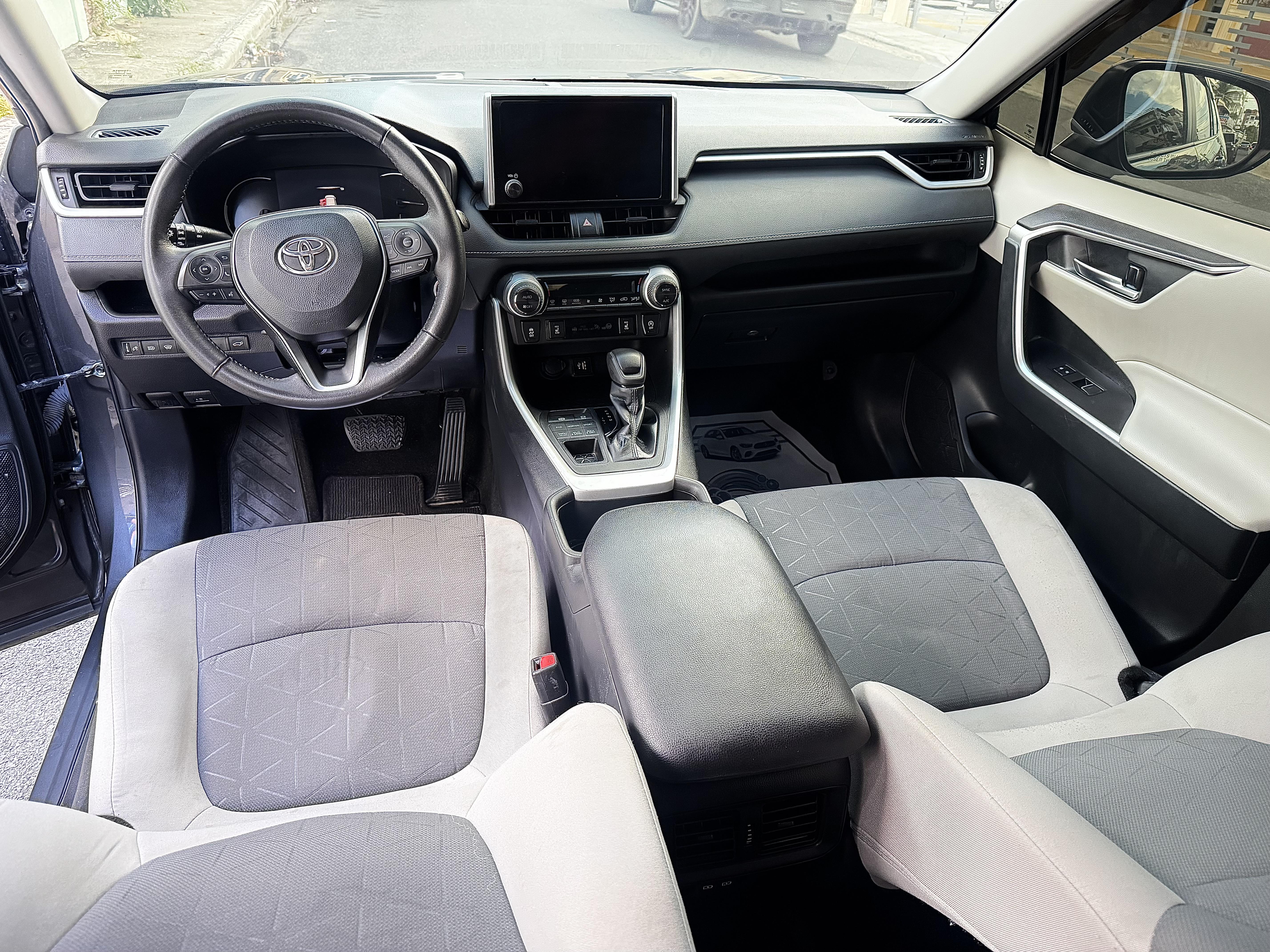 Toyota RAV4 XLE 2023 Foto 7311432-8.jpg