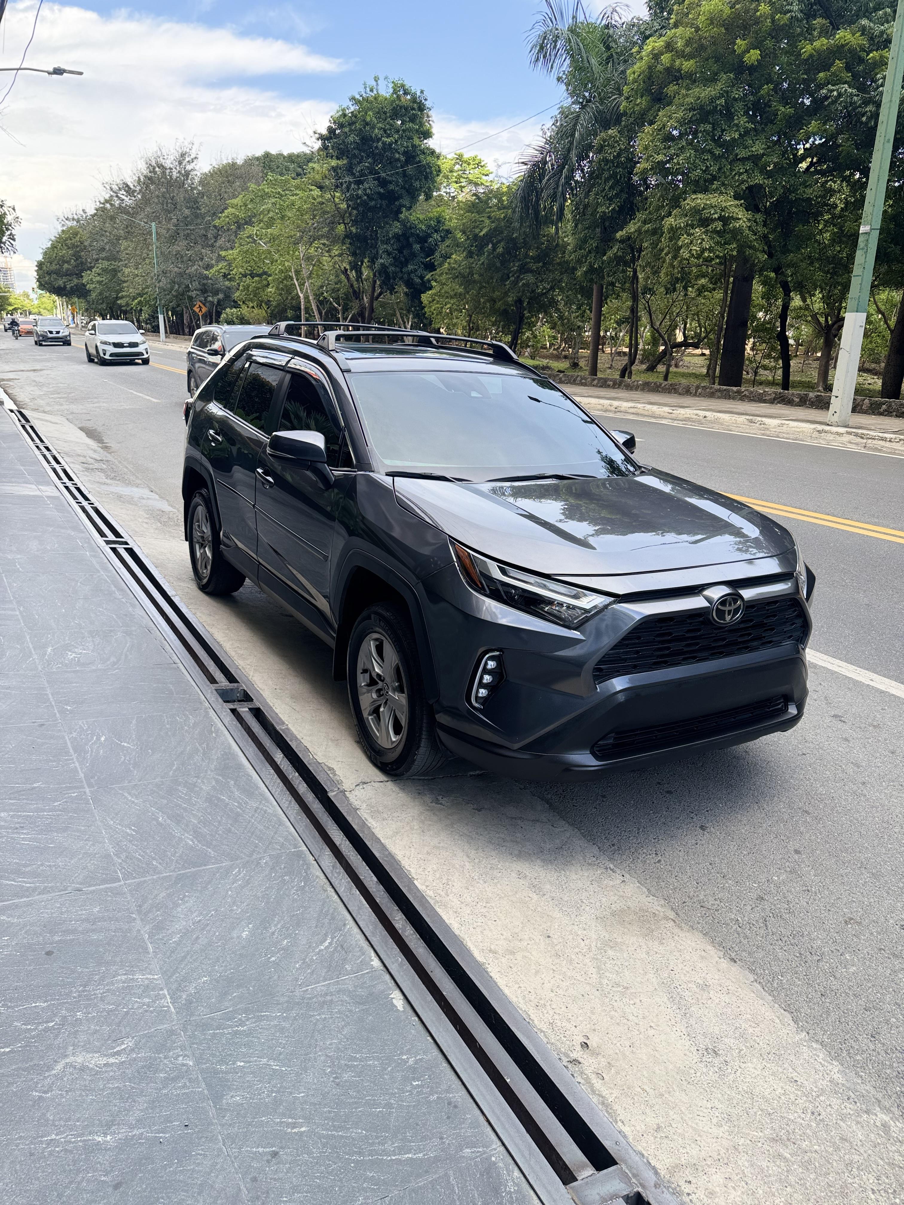 Toyota RAV4 XLE 2023 Foto 7311433-4.jpg